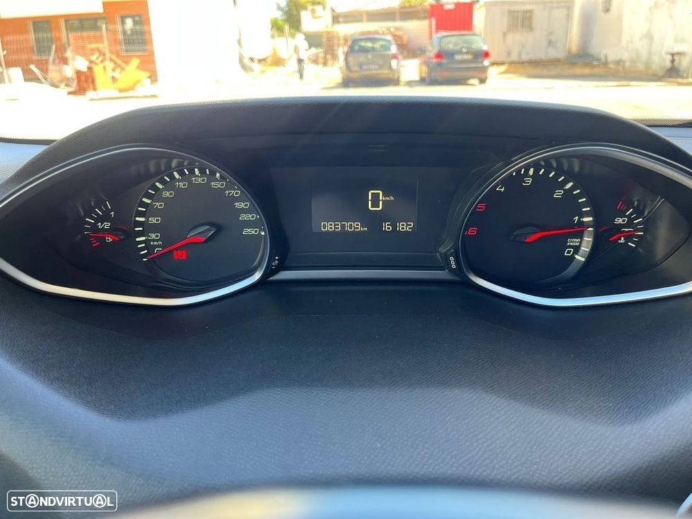 Peugeot 308 SW 1.5 BlueHDi Style J17 - 45