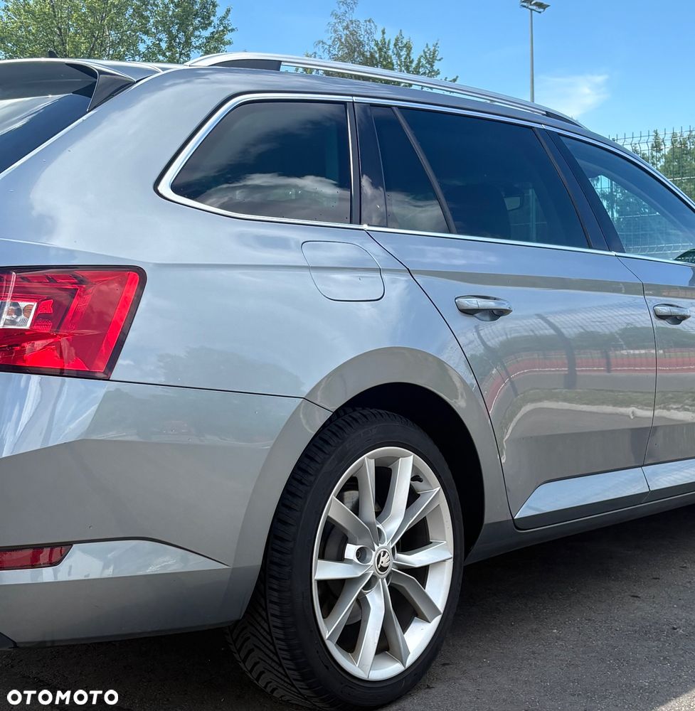 Skoda Superb 1.6 TDI Style DSG - 6