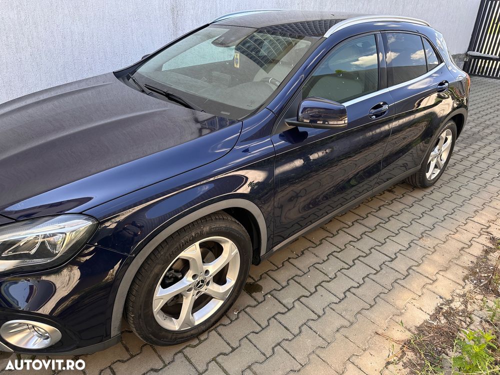 Mercedes-Benz GLA 200 d Aut. - 3