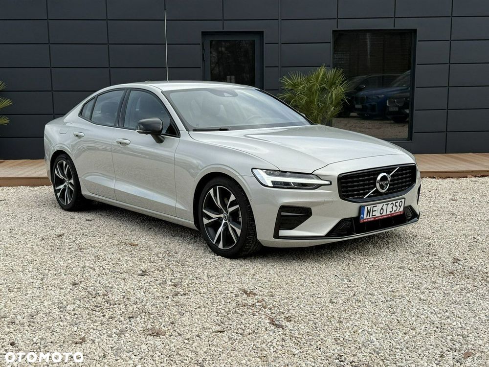 Volvo S60 B4 B R-Design - 1