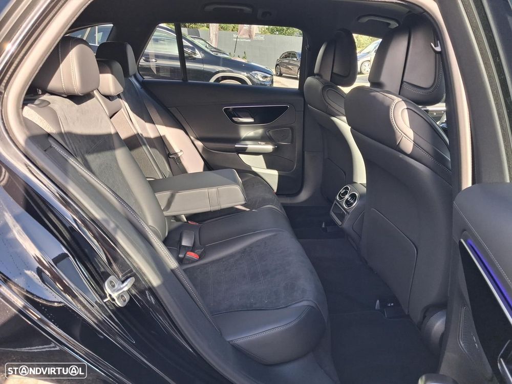 Mercedes-Benz C 300 de AMG Line - 13