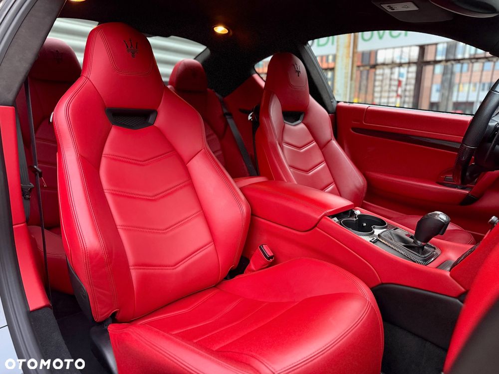 Maserati GranTurismo MC Stradale - 16