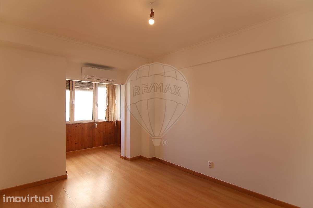 Apartamento T2 para arrendamento - Grande imagem: 4/11