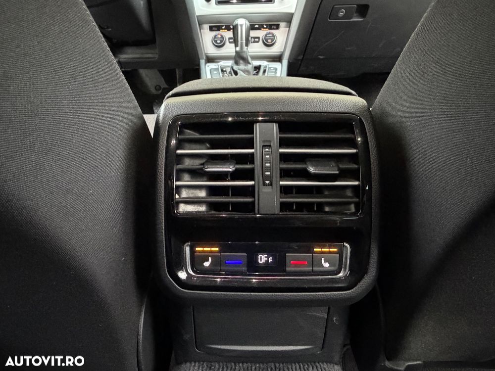 Volkswagen Passat Variant 2.0 TDI DSG Comfortline - 8