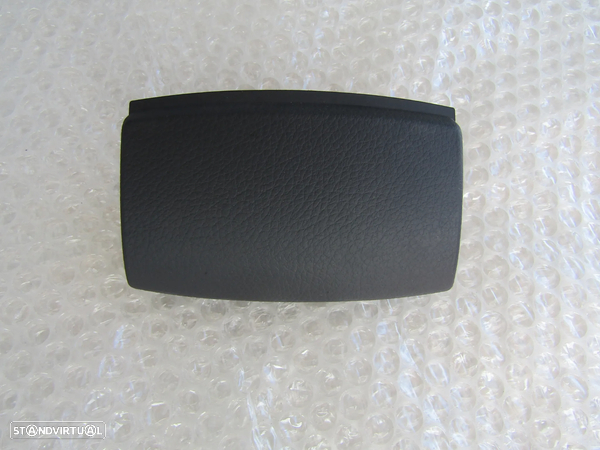 Cinzeiro traseiro AUDI A4 B6 / B7 ano 2001 a 2008  como novo