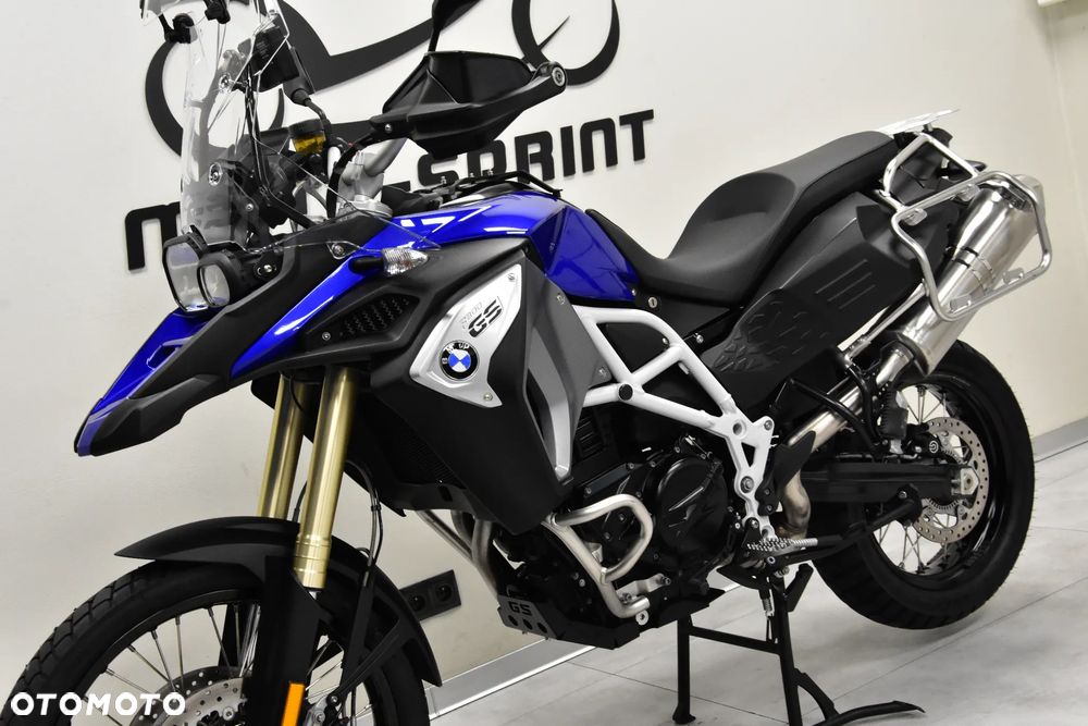 BMW F - 10