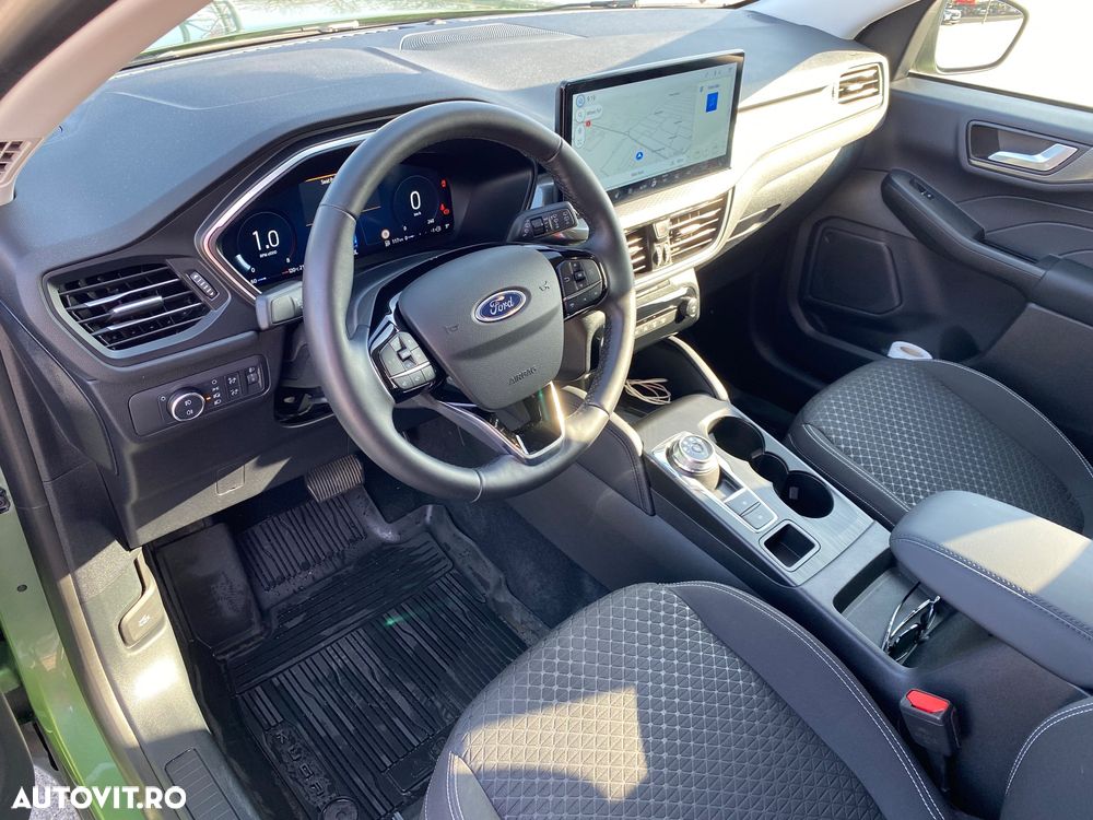 Ford Kuga 1.5 EcoBoost A8 FWD Titanium - 8