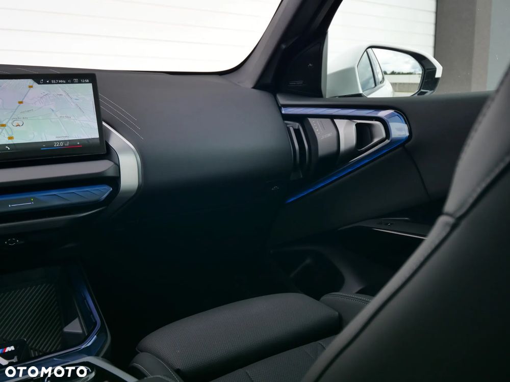 BMW X3 xDrive20d mHEV - 17