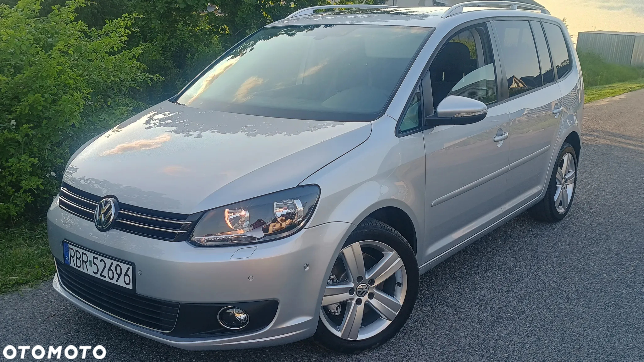 Volkswagen Touran 2.0 TDI DPF BlueMotion Technology Life - 16
