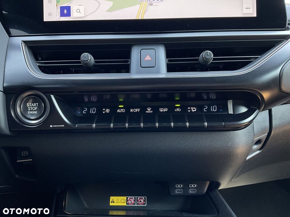 Lexus UX 200 GPF F Sport Design 2WD - 26