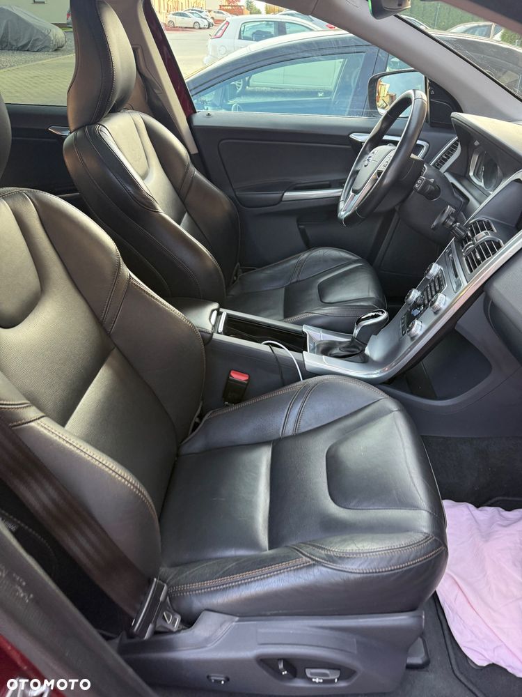 Volvo XC 60 T6 AWD Drive-E Summum - 10