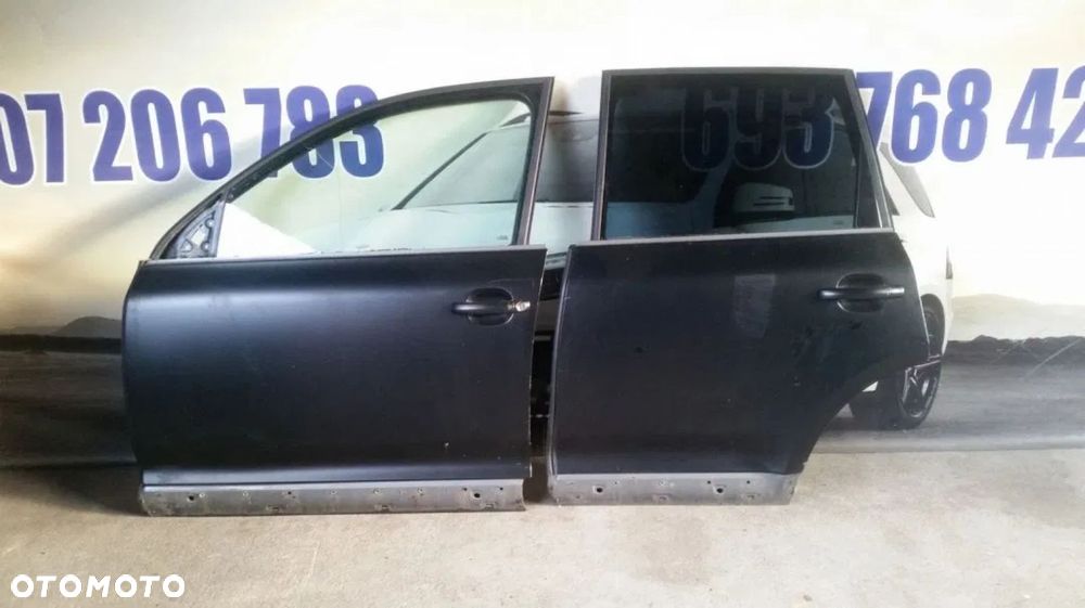 VW TOUAREG 7L 03-09R DRZWI LEWE PRZOD LD7U CZARNY MAT - 1