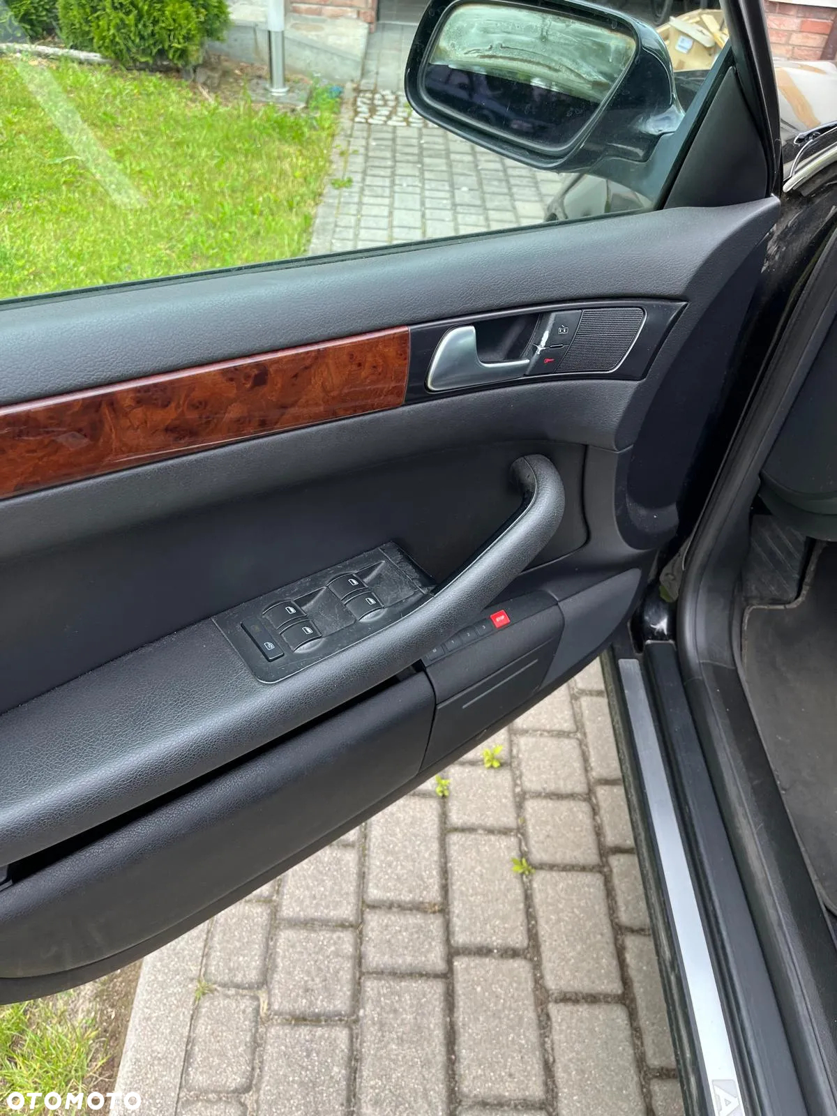 Audi A6 - 4