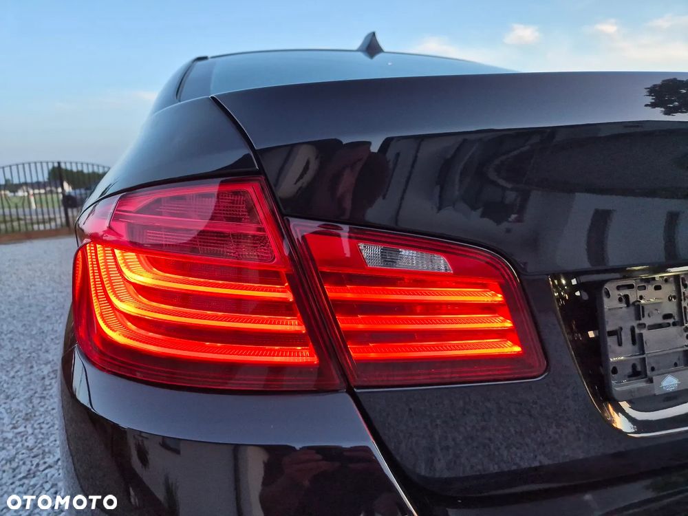BMW Seria 5 520d - 12