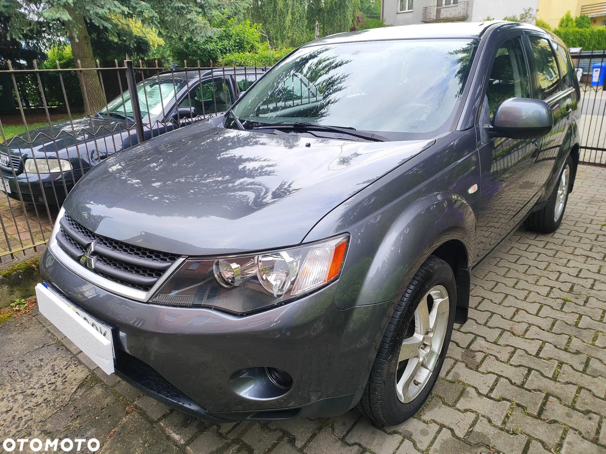 Mitsubishi Outlander 3.0 V6 XLS - 5