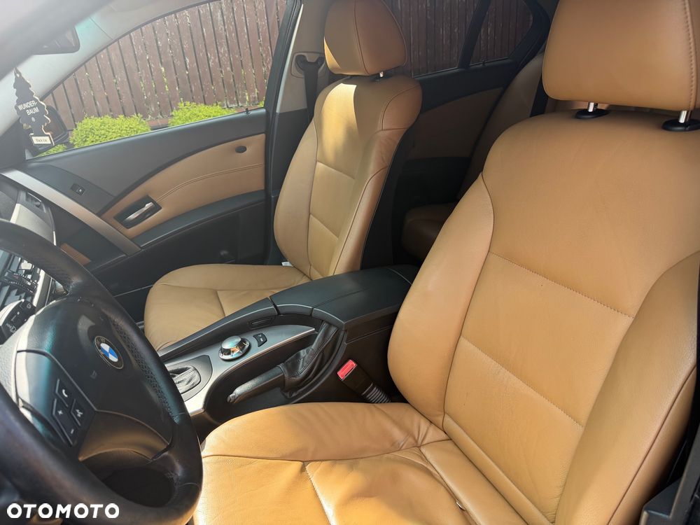 BMW Seria 5 - 21