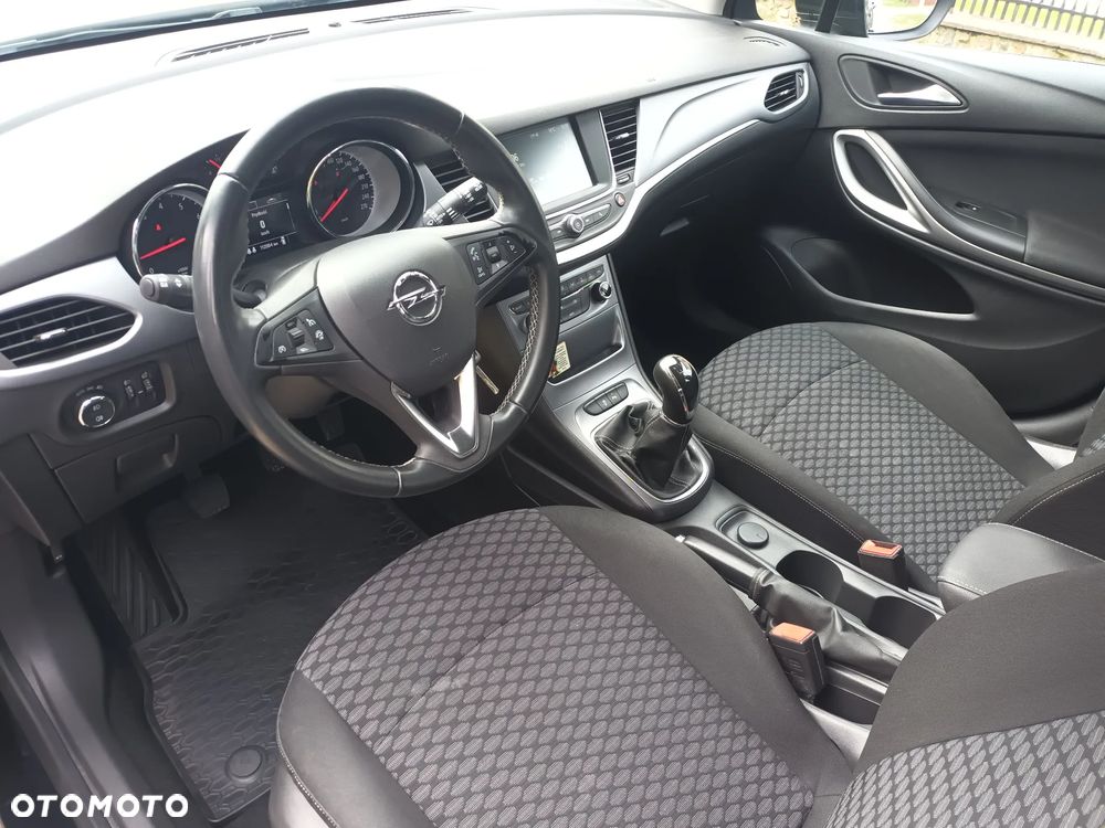 Opel Astra 1.4 T Enjoy - 16