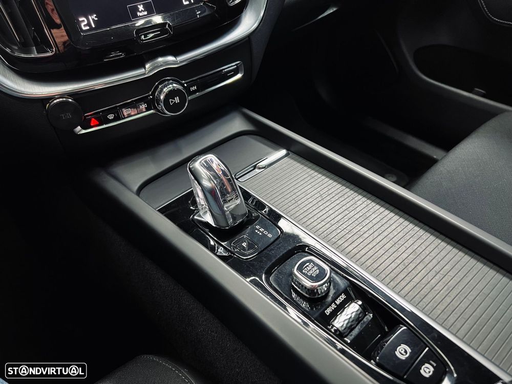 Volvo XC 60 2.0 T8 PHEV Inscription AWD - 20