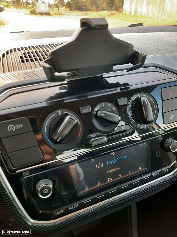 VW Up! 1.0 BMT Move - 12