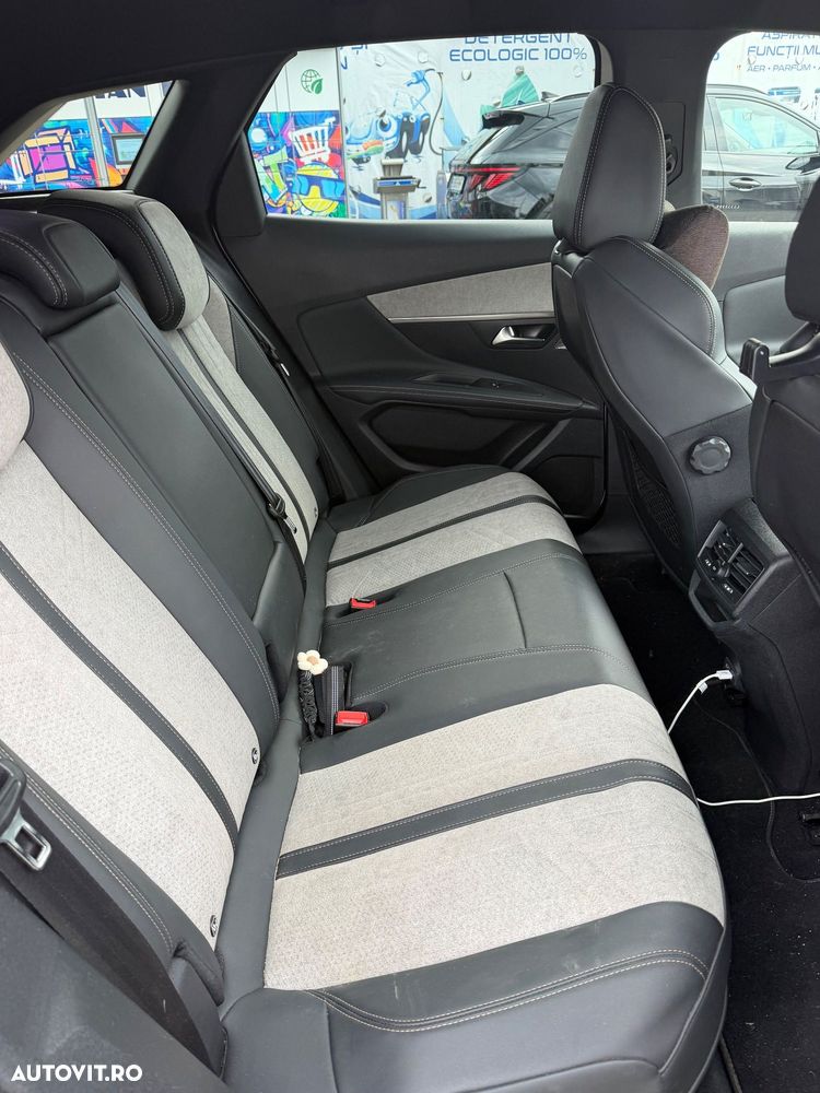 Peugeot 3008 PHEV 300 EAT8 4X4 GT - 6