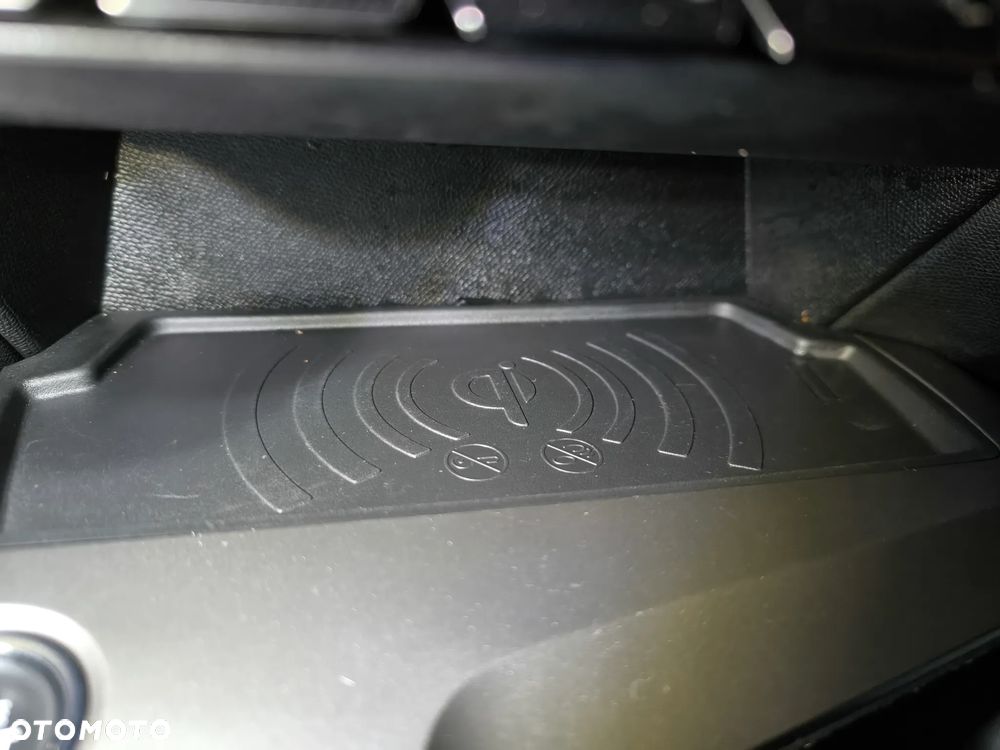 Peugeot 408 1.2 PureTech Allure S&S EAT8 - 15