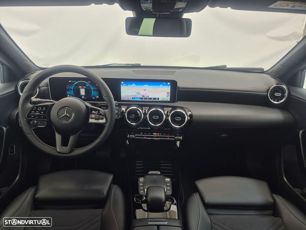 Mercedes-Benz A 180 Limousine d Progressive Aut. - 11