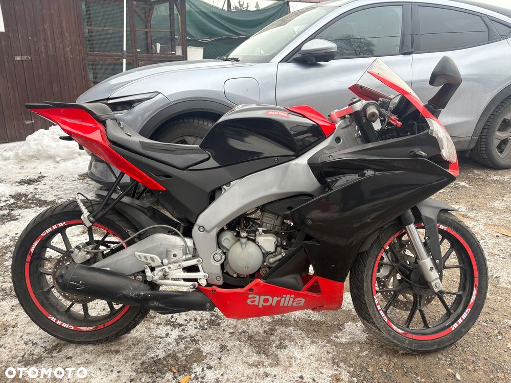 Aprilia RS - 7