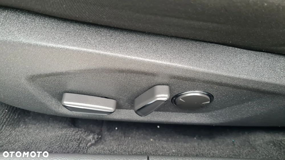 Ford Mondeo 2.0 TDCi Start-Stopp Titanium - 30