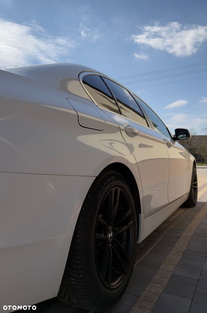 BMW Seria 5 - 12