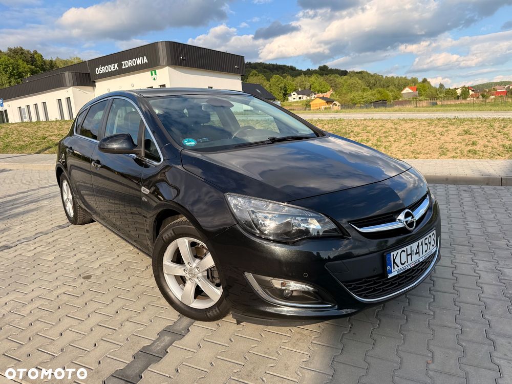 Opel Astra 1.4 T Essentia - 10