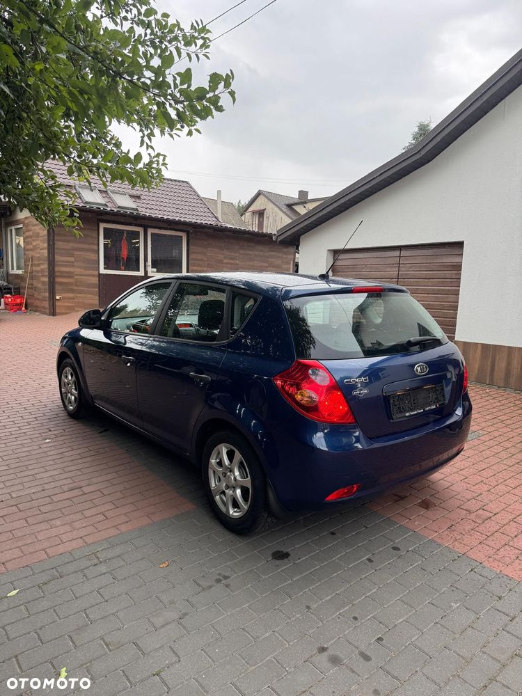 Kia Ceed 1.4 Comfort - 6