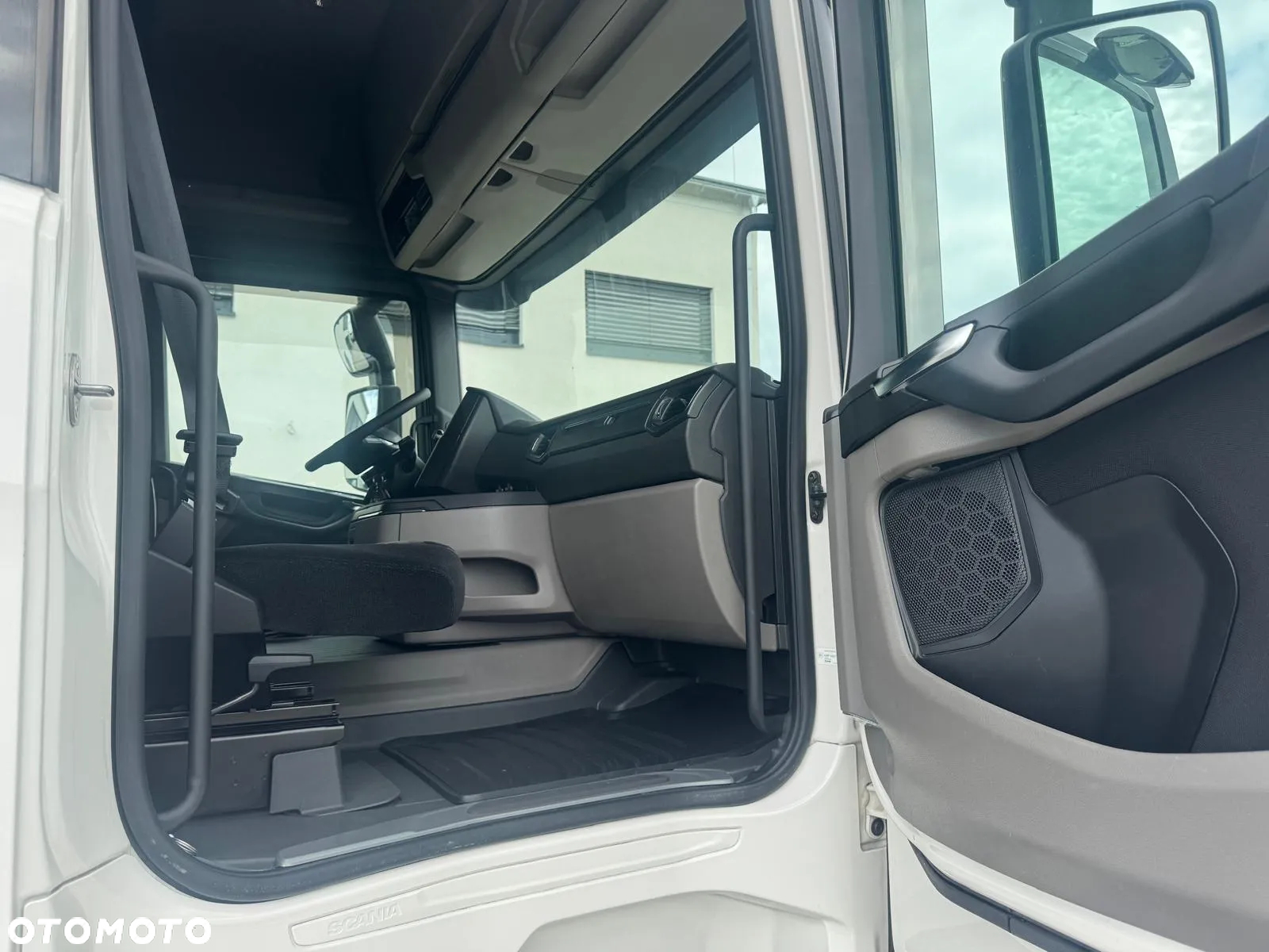 Scania R450/Full LEDY/ KLIMA STACJONARNA/ NAVI/ DWA ŁÓŻKA/ BAKI 1200L - 23