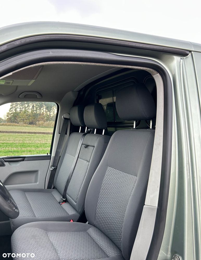 Volkswagen Transporter - 30
