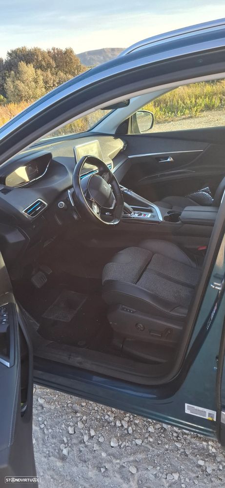 Peugeot 5008 BlueHDI 130 EAT8 Allure - 13