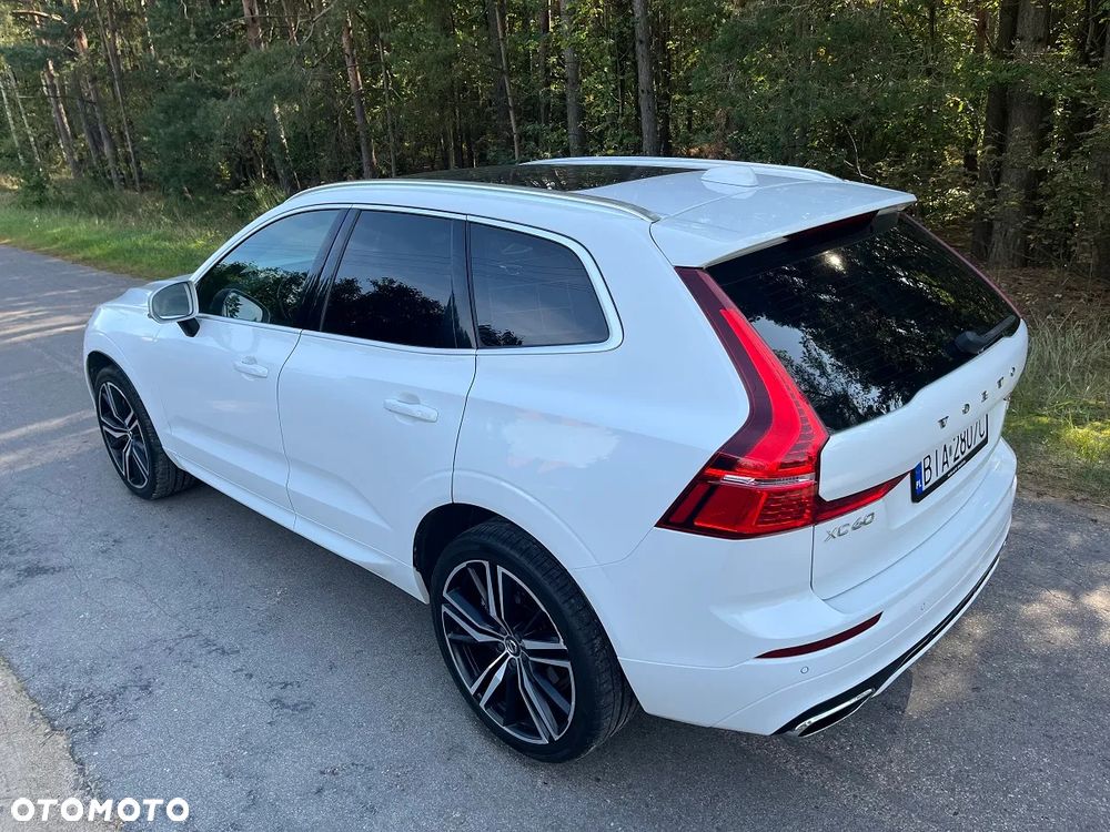 Volvo XC 60 D5 AWD R-Design - 23