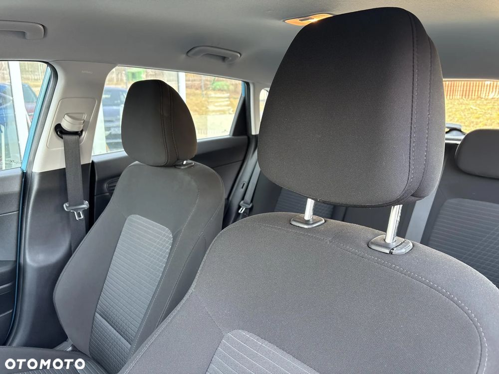 Hyundai i20 1.2 Comfort - 13