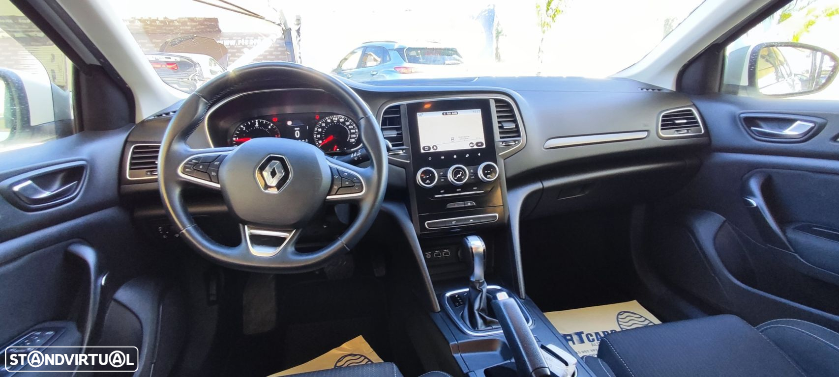 Renault Mégane Sport Tourer BLUE dCi 115 EDC BUSINESS EDITION - 11