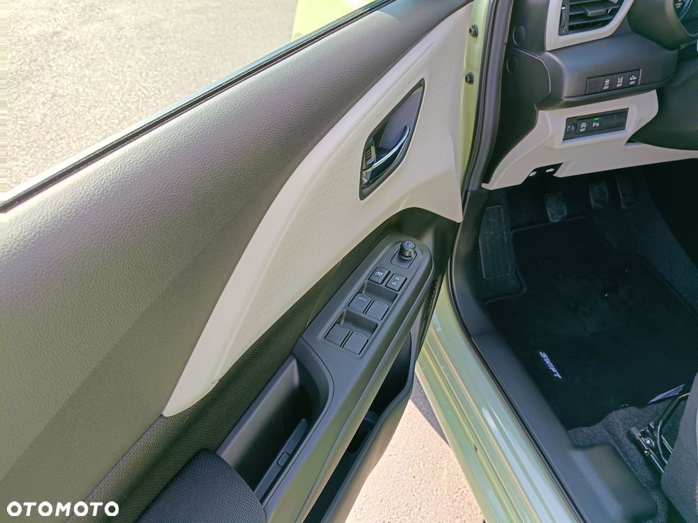 Suzuki Swift 1.2 Dualjet SHVS Premium Plus - 7