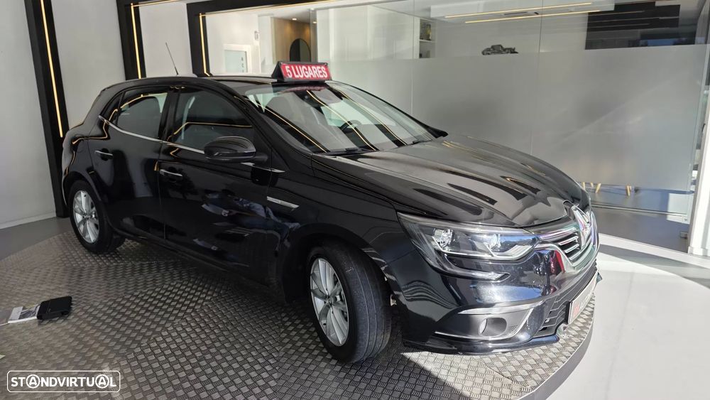 Renault Mégane 1.5 dCi Dynamique S SS - 19