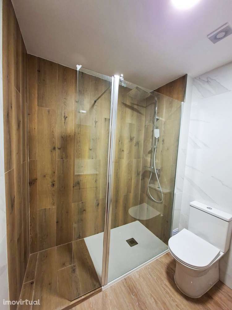 Apartamento T3+1 no Centro do Montijo - Arrendamento - Grande imagem: 3/17