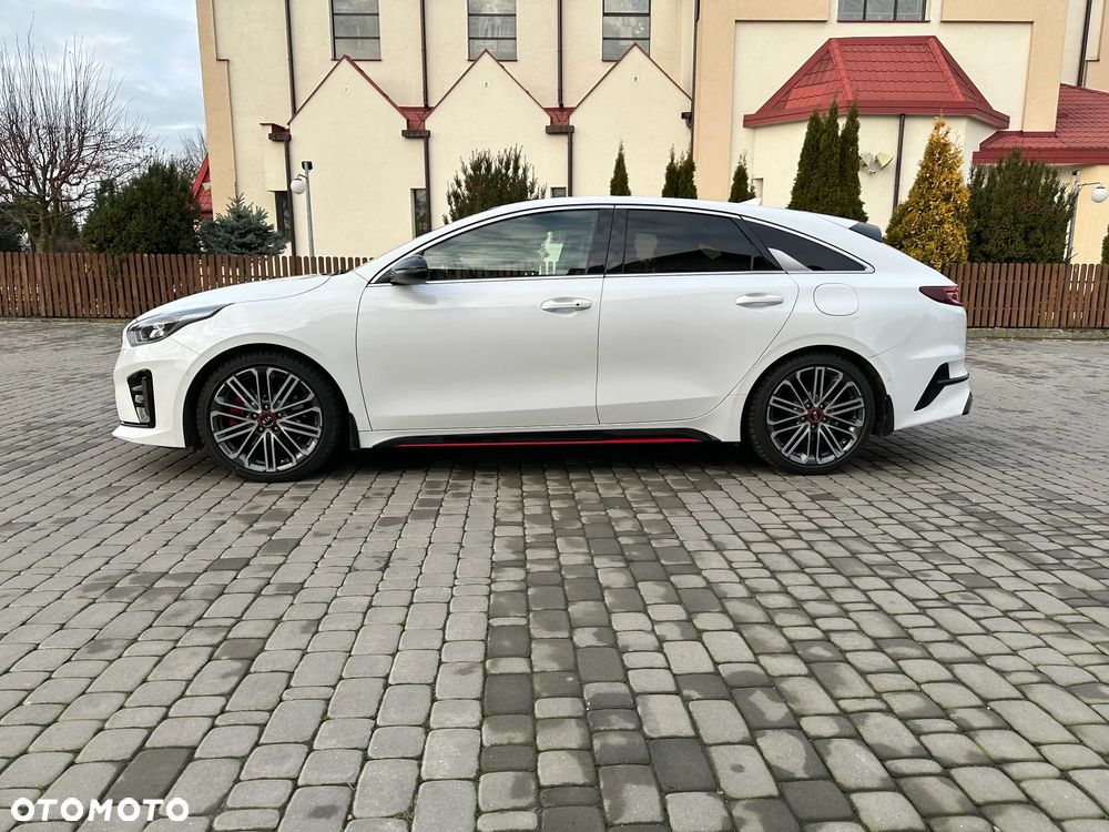 Kia ProCeed - 3