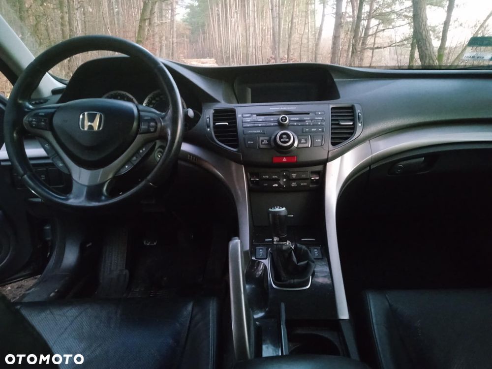 Honda Accord 2.0 Comfort - 8
