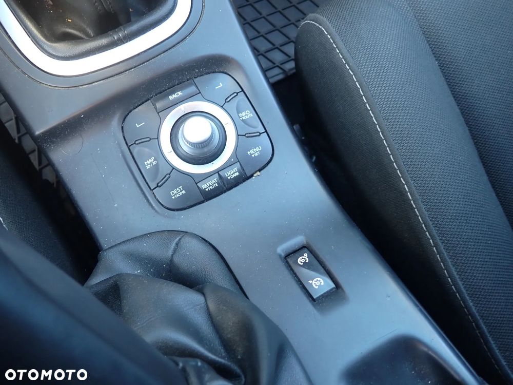 CZĘŚCI - Renault Megane III 3 1,5DCI 110KM K9K846 6B TL4056 KOMBI LAKIER 0V369 2011r. INDEX - 9092 - 13