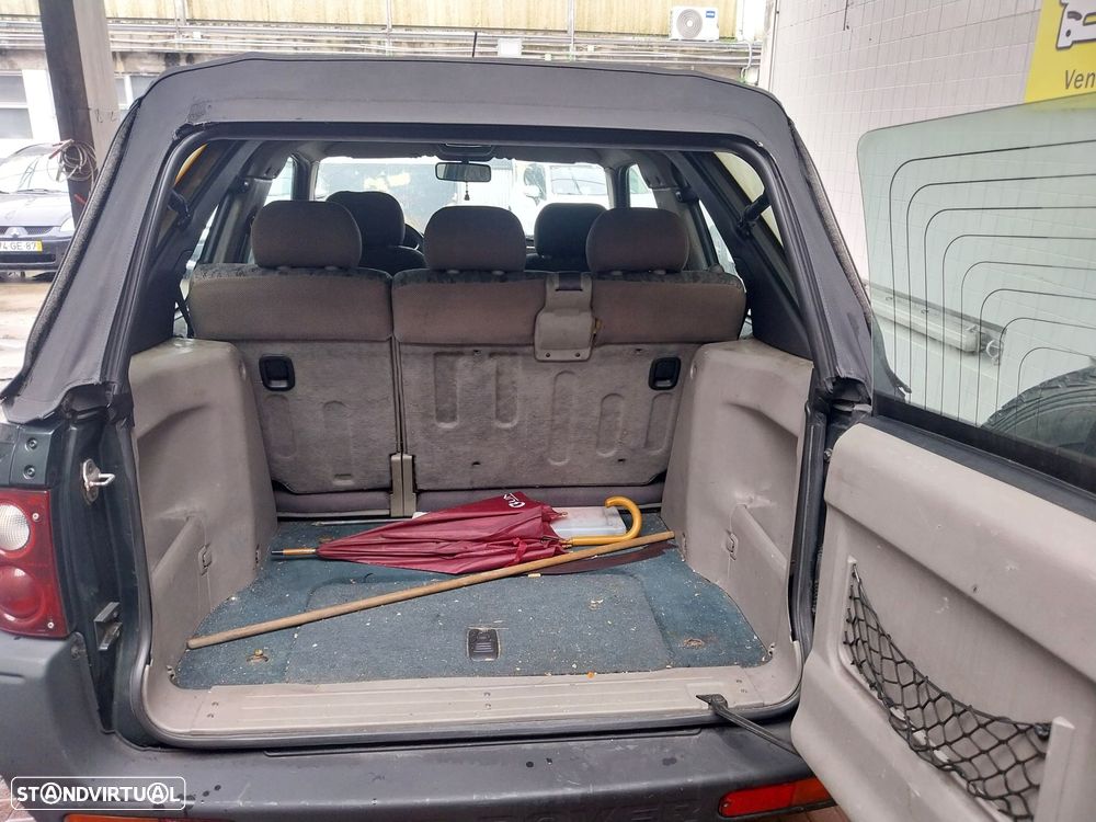 Land Rover Freelander 2.0 di - 8