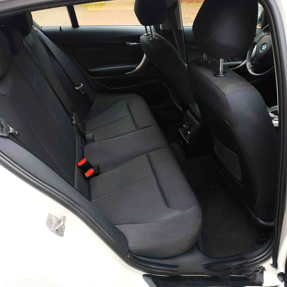 BMW Seria 1 116i Sport Line - 6