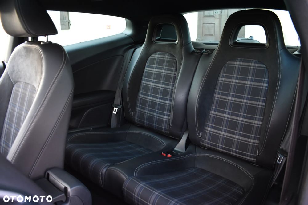 Volkswagen Scirocco 2.0 TDI Edition - 30