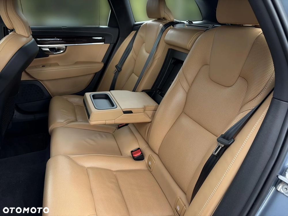 Volvo V90 D5 SCR AWD Inscription - 17