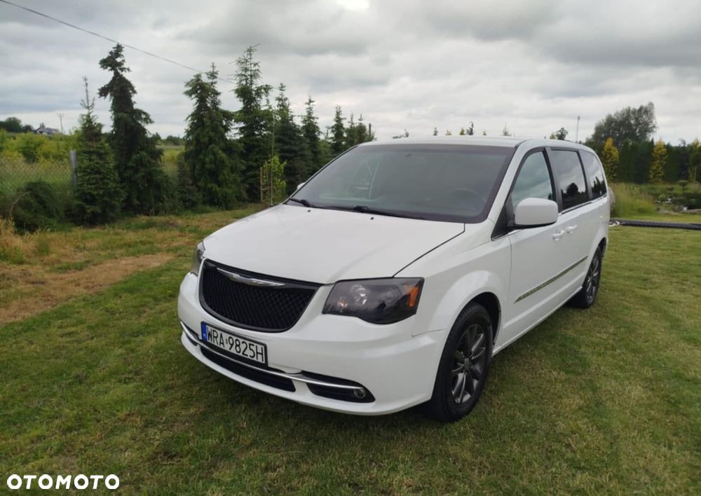 Chrysler Town & Country 3.6 Limited - 1