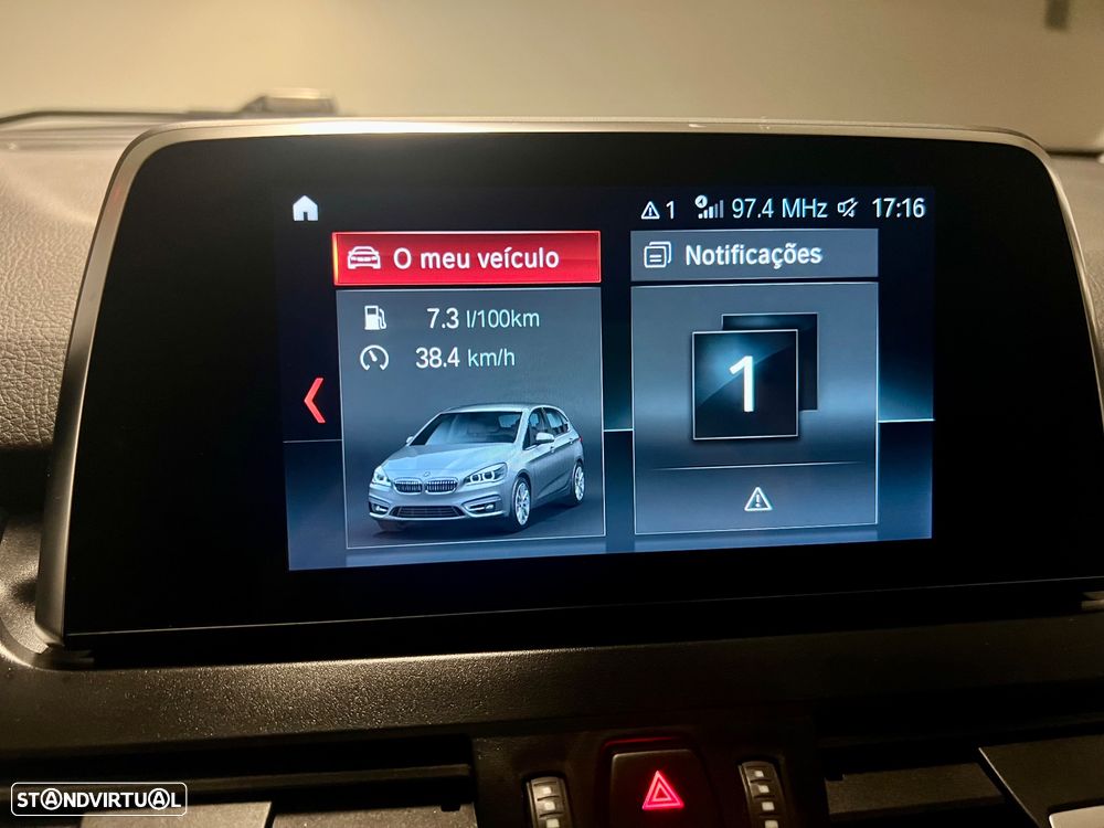 BMW 225xe Active Tourer - 14