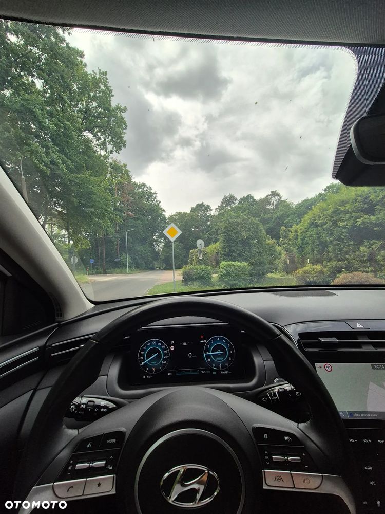 Hyundai Tucson ver-1-6-t--gdi-style-4wd-dct - 11